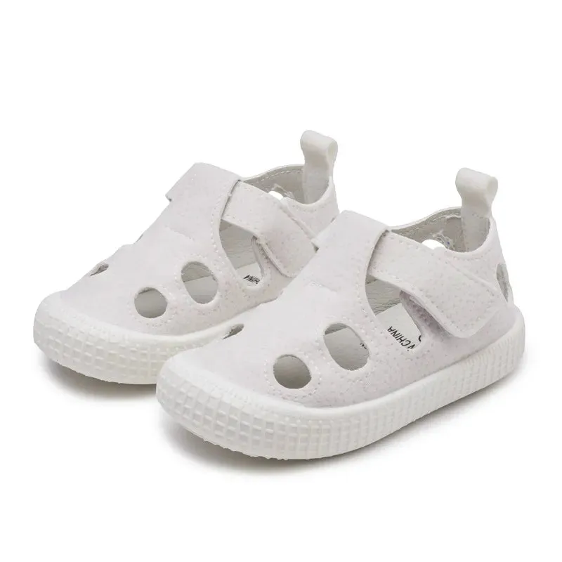 Breathable Closed Toe Sandal Sneakers