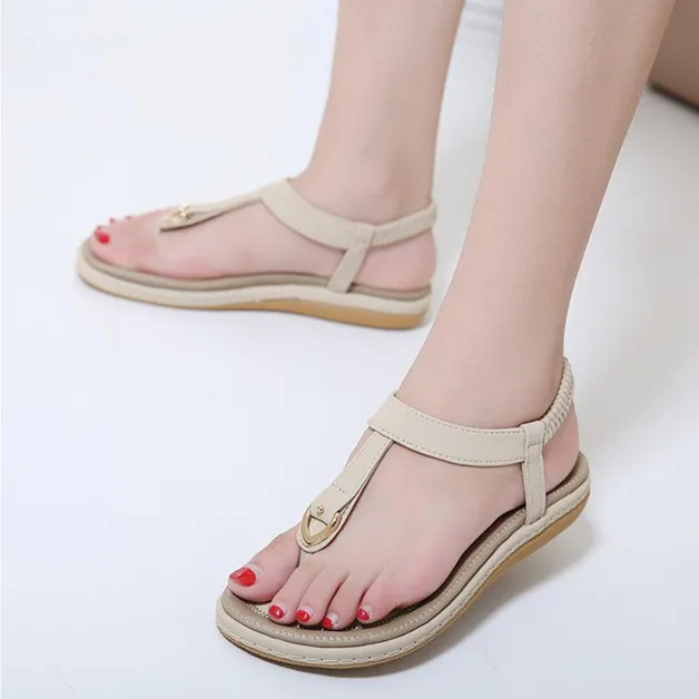 Elegant and airy sandals