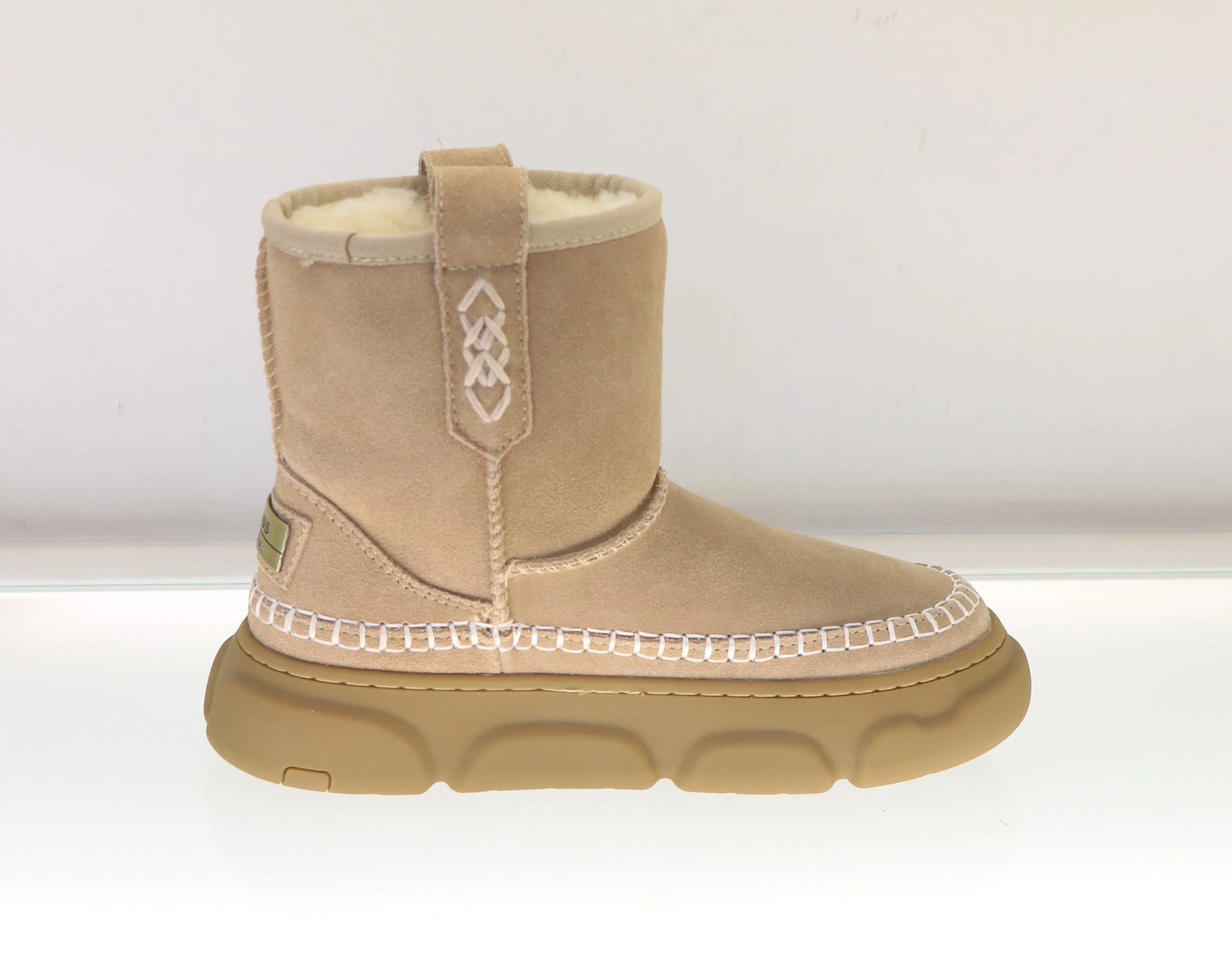 KIOSS UGGS Style Mid Boots