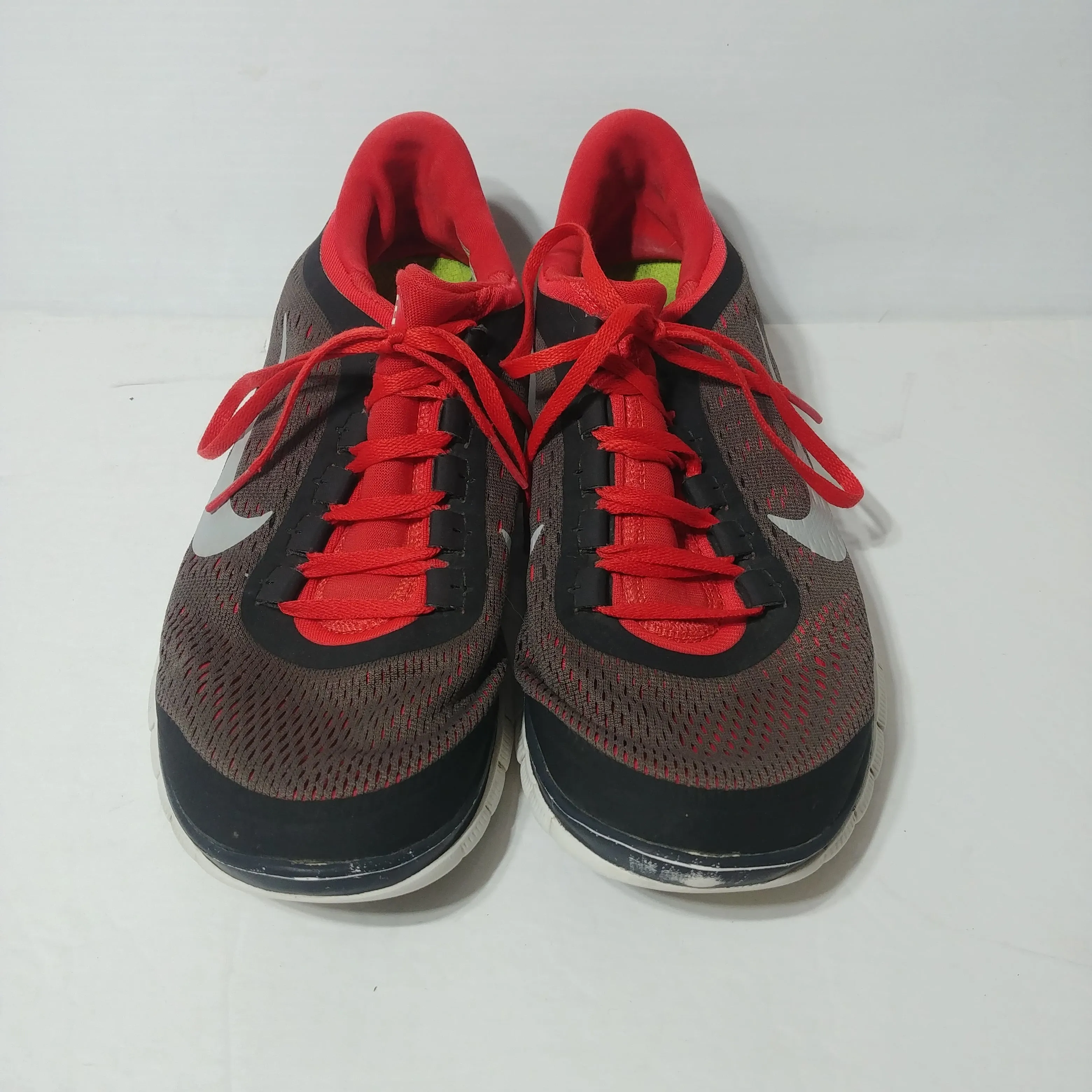 Nike Mens Running Shoes - Size 10.5 - Pre-owned - A31PES